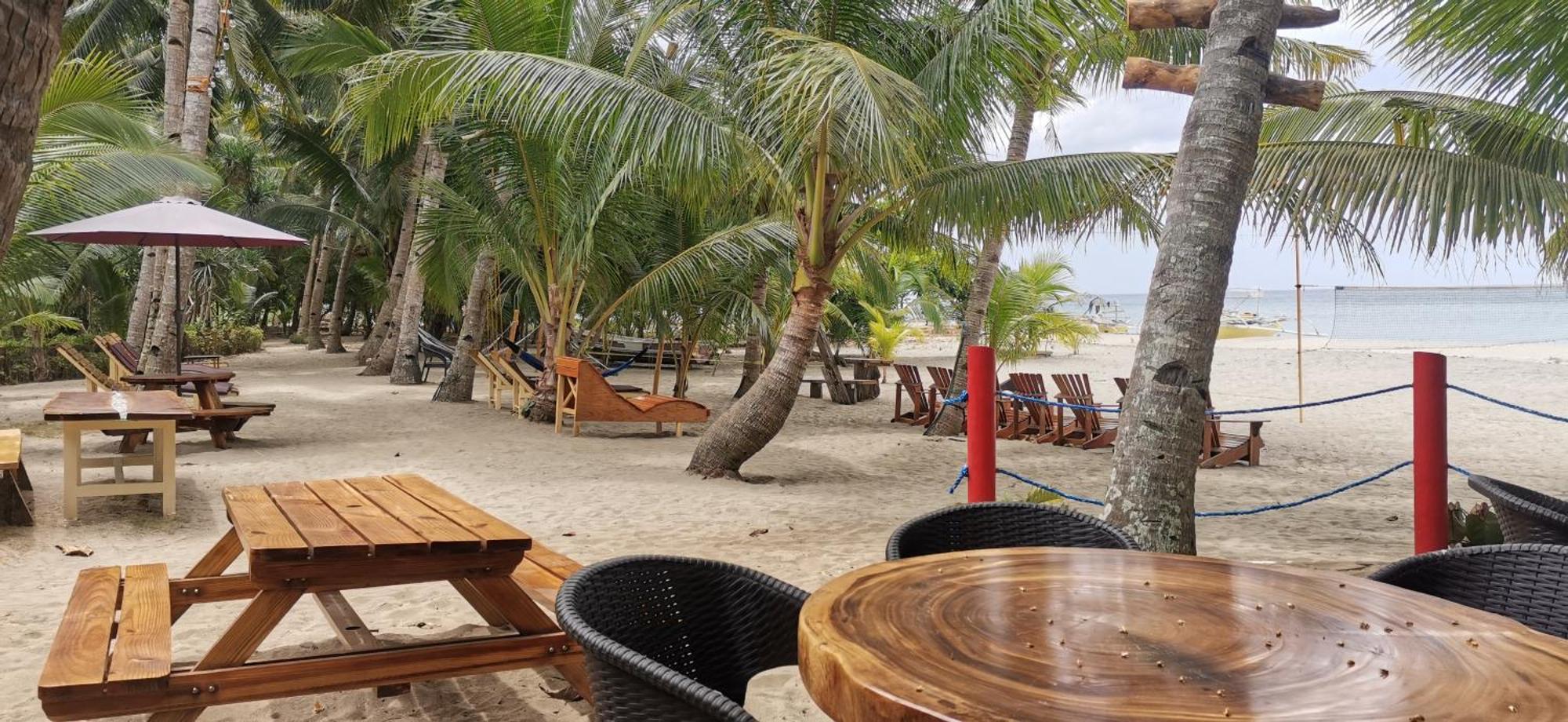 Sulu Sunset Beach Resort Nauhang 外观 照片