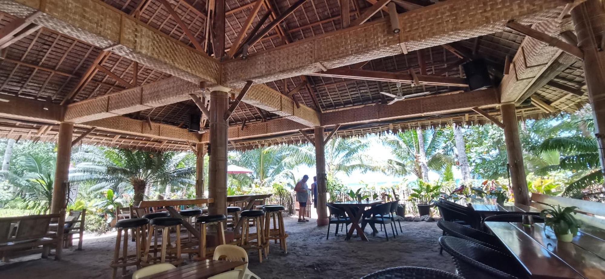 Sulu Sunset Beach Resort Nauhang 外观 照片