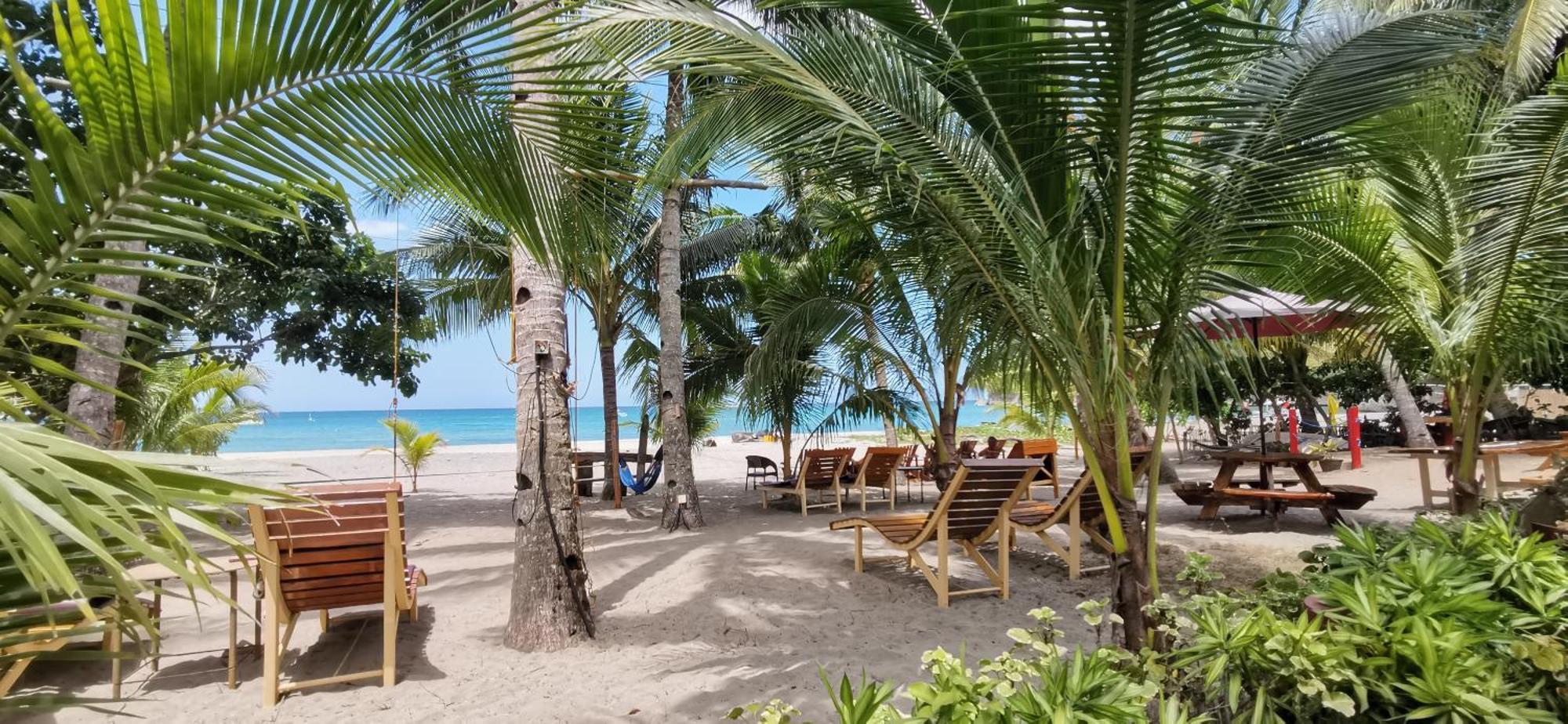 Sulu Sunset Beach Resort Nauhang 外观 照片